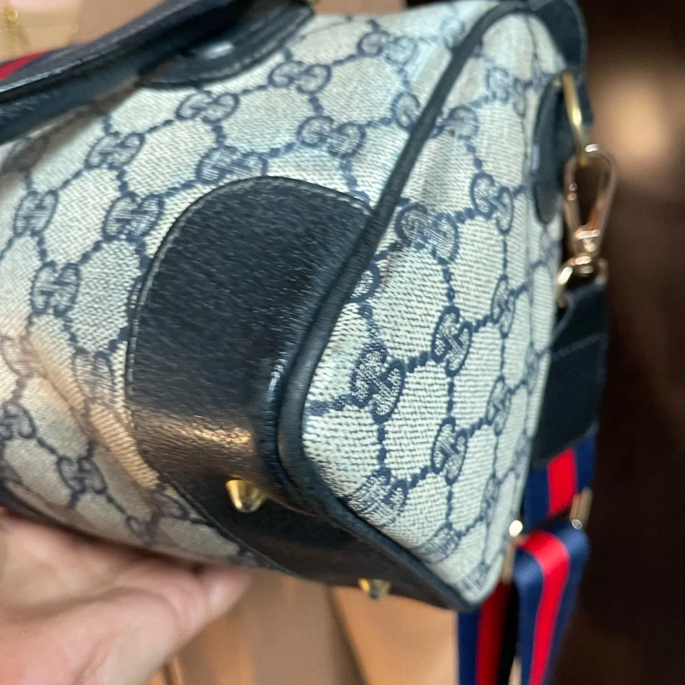 Authentic Gucci vintage web sherry line satchel bag (WN31) 002.39.0269 - Picture 4 of 16